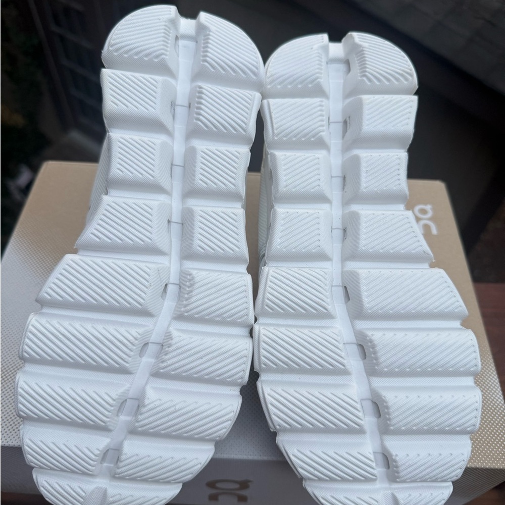 On Running Cream Athletic Shoes - Picture 9 of 9